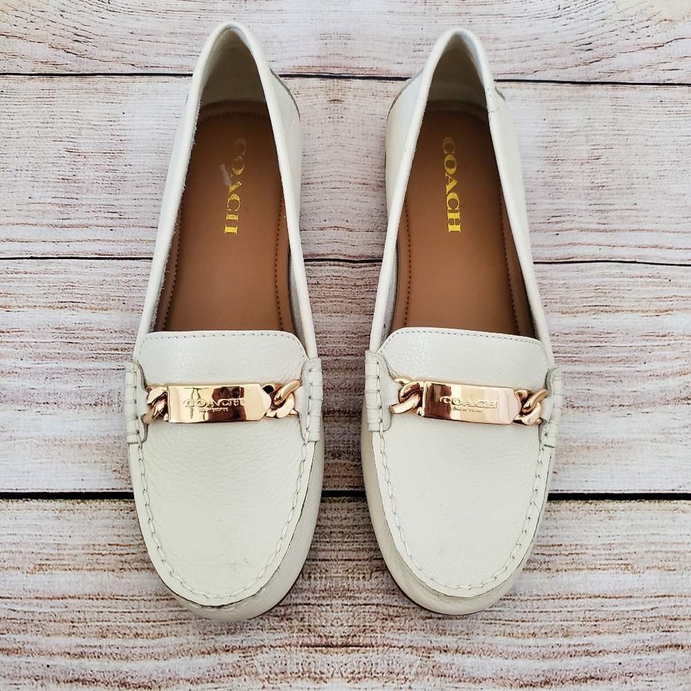 Sold....Coach Olive Pebble Grain Leather Flat Loafer - Picture 2 of 8